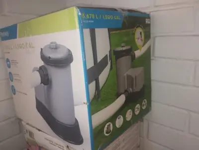 Bomba de filtro Bestway 5678L para piscinas - miniatura 2