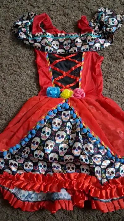 Disfraz infantil de Catrina con calaveras - miniatura 1