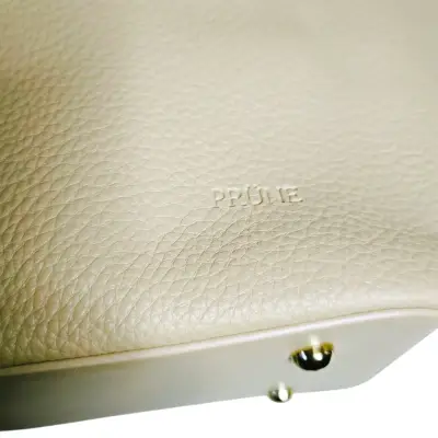 Bolso de cuero beige Prüne elegante - miniatura 3