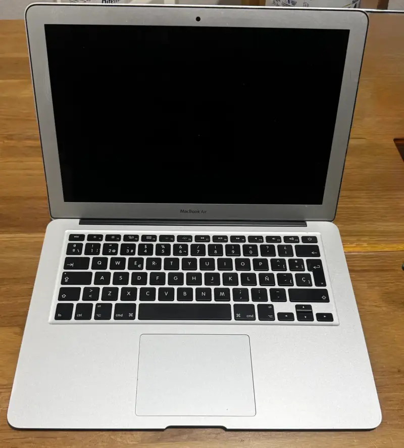 MacBook Air 13 pulgadas 2017 8GB RAM 500GB SSD - 2