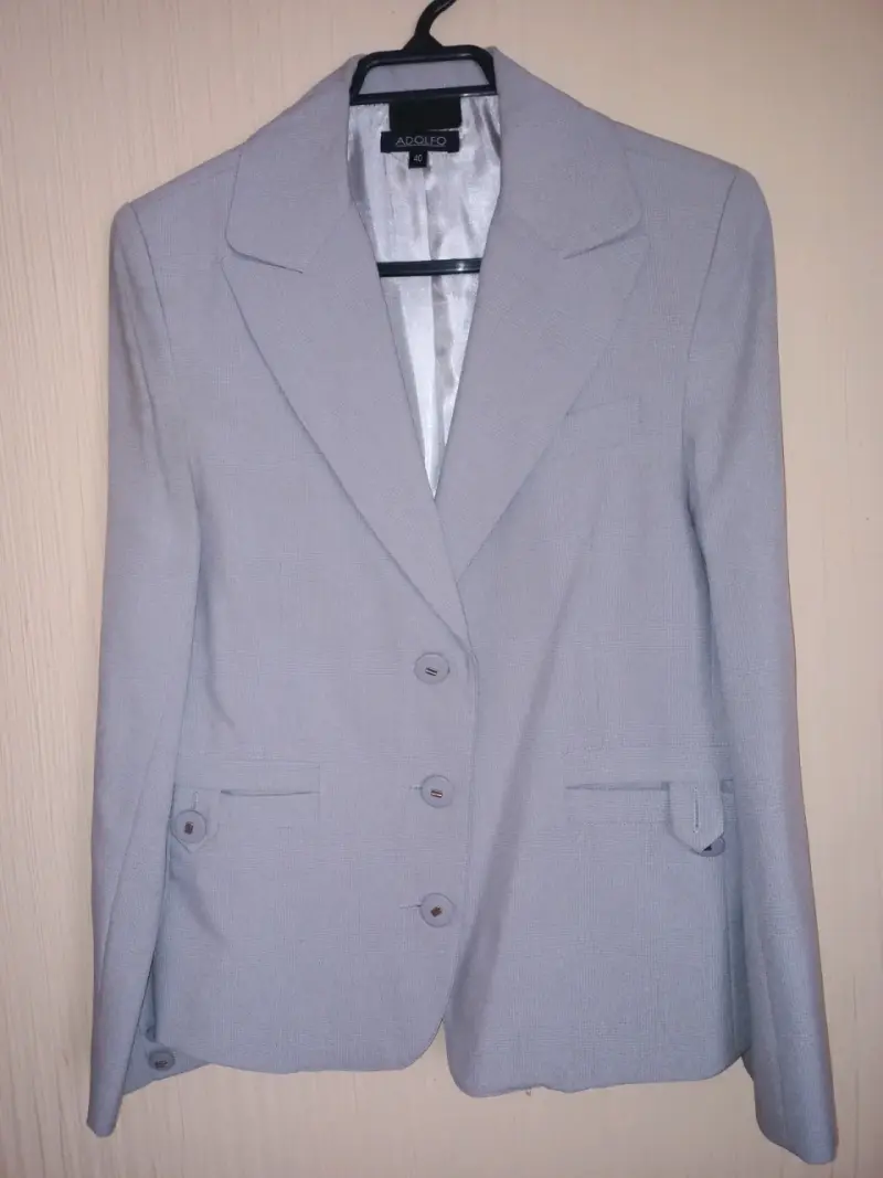 Blazer gris claro para mujer Adolfo talla 40 - 1