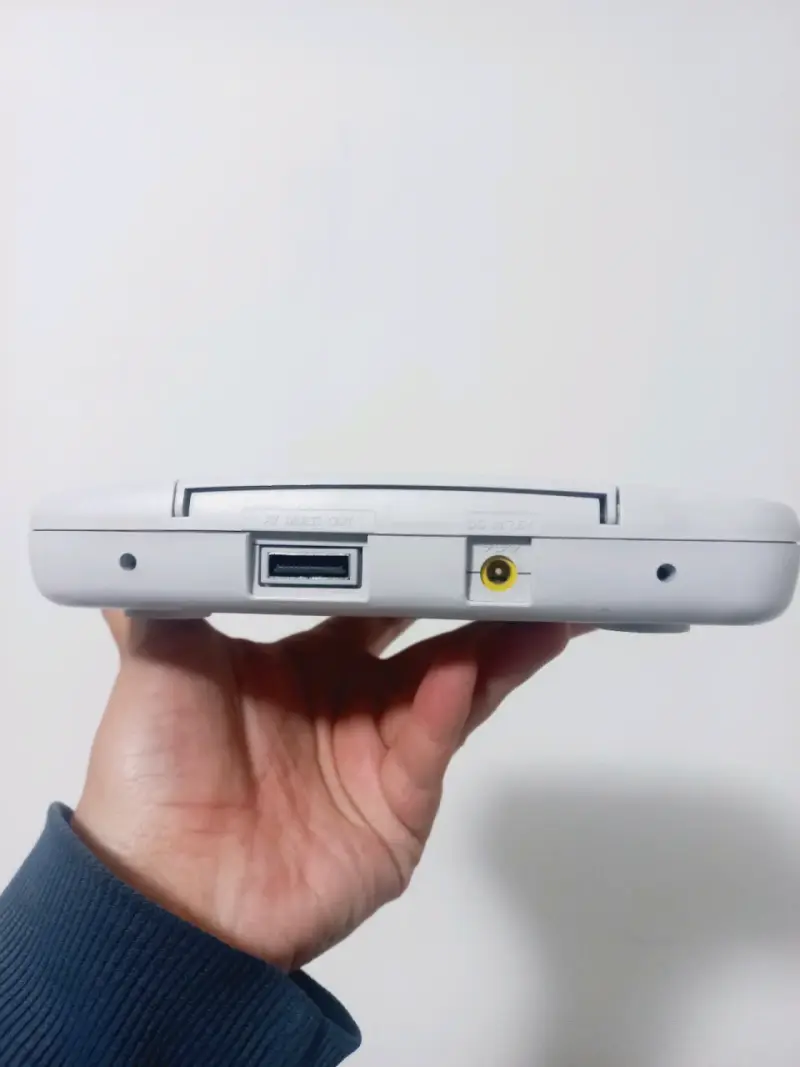 Consola Sony PS One con control y cables - 5