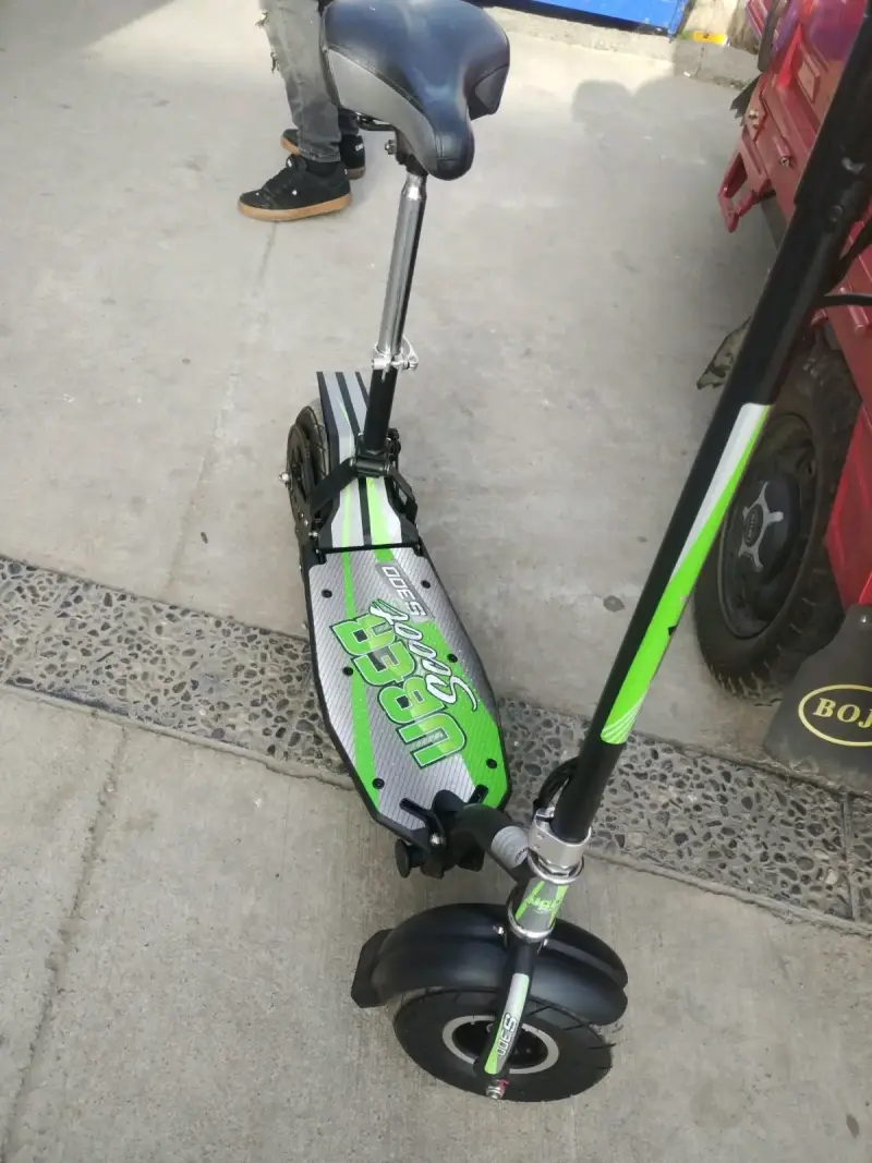 Scooter eléctrico Uber Scoot con asiento - 1