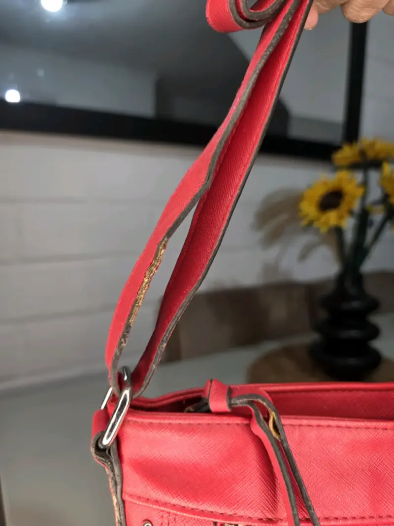 Cartera roja de cuero Franco Sarto con correas ajustables - 2