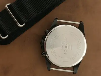 Reloj Casio Edifice Cronógrafo Negro - miniatura 4