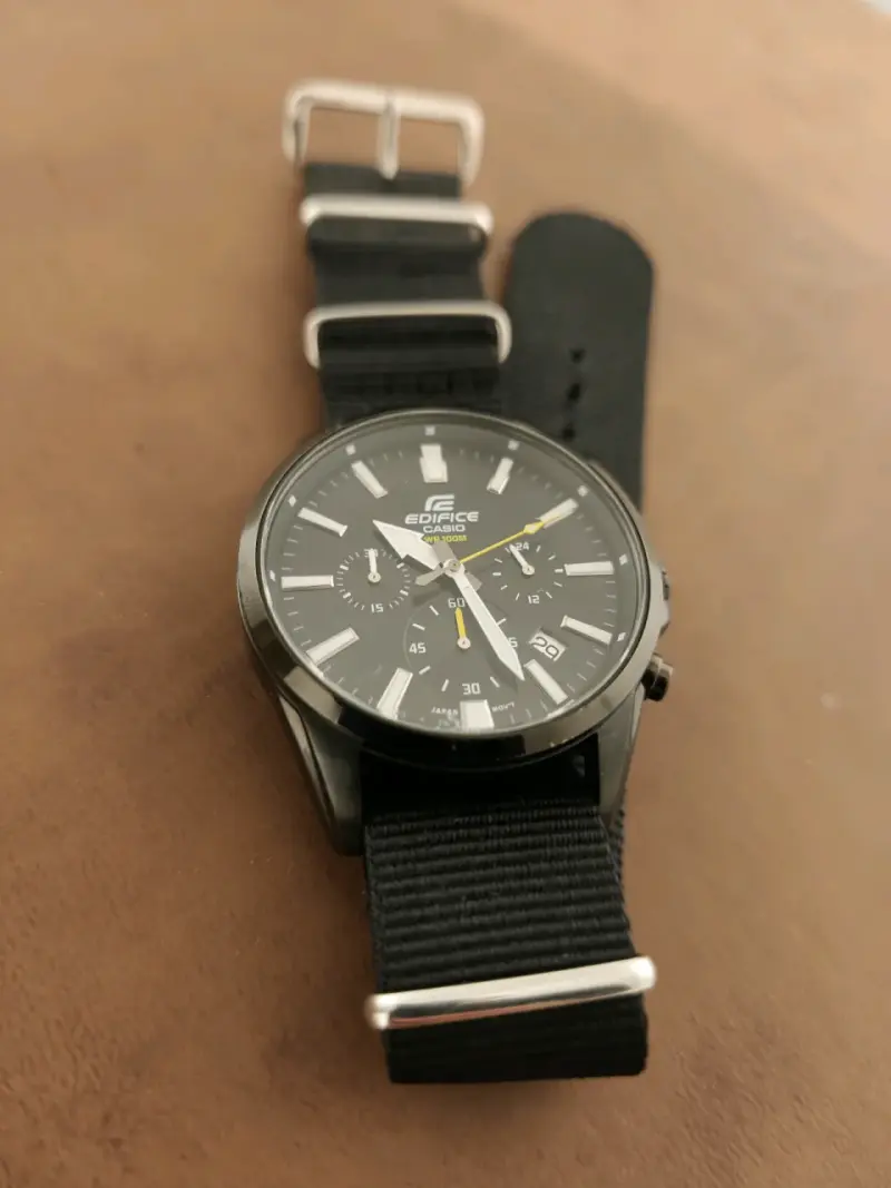 Reloj Casio Edifice Cronógrafo Negro - 5