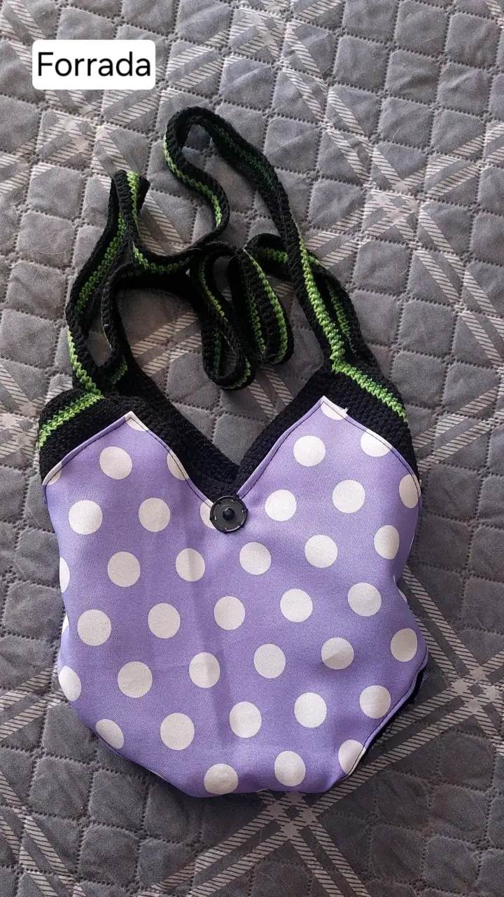 Bolso tejido a crochet con flores verdes - 2
