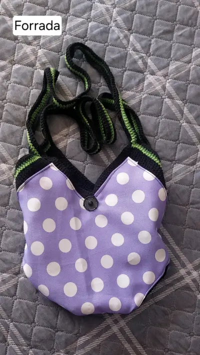 Bolso tejido a crochet con flores verdes - miniatura 2