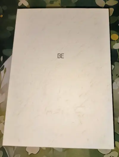 Álbum de BTS BE Deluxe Edition - miniatura 1