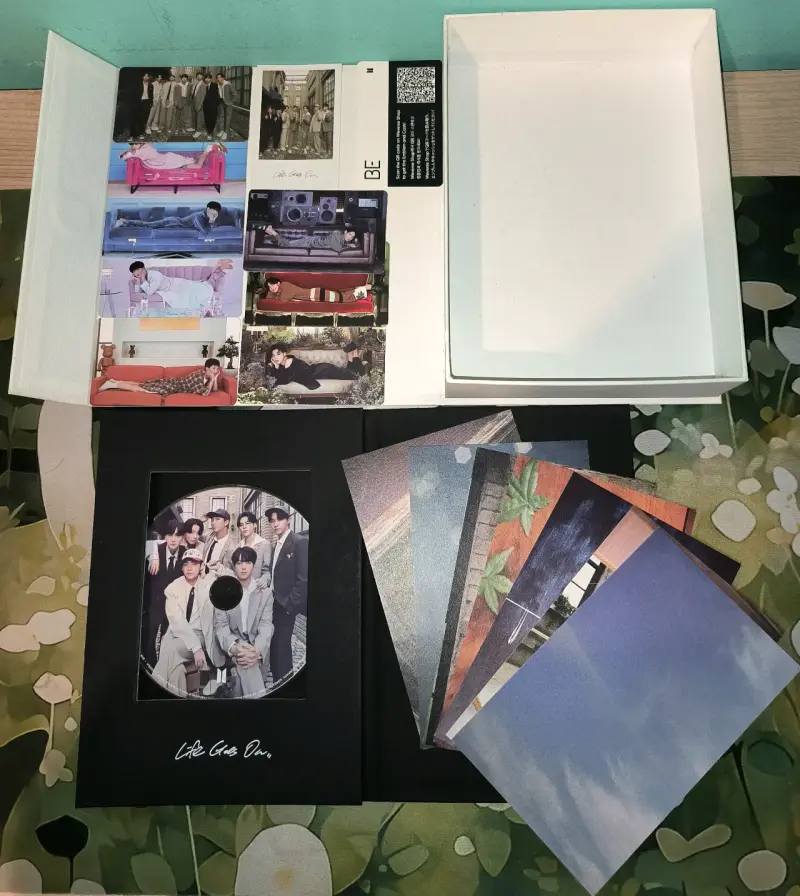 Álbum de BTS BE Deluxe Edition - 2