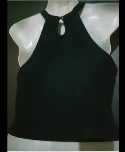Top negro sin mangas talla M - miniatura 2