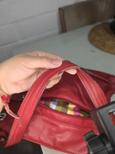 Bolso de cuero rojo Tignanello con detalles - miniatura 2