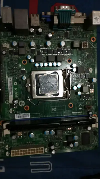 Placa Madre Lenovo para PC de Escritorio - miniatura 1