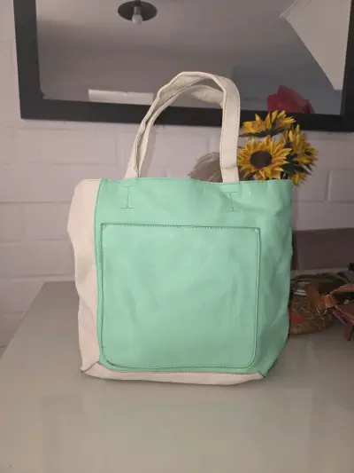 Bolso tote bicolor verde y beige - miniatura 1
