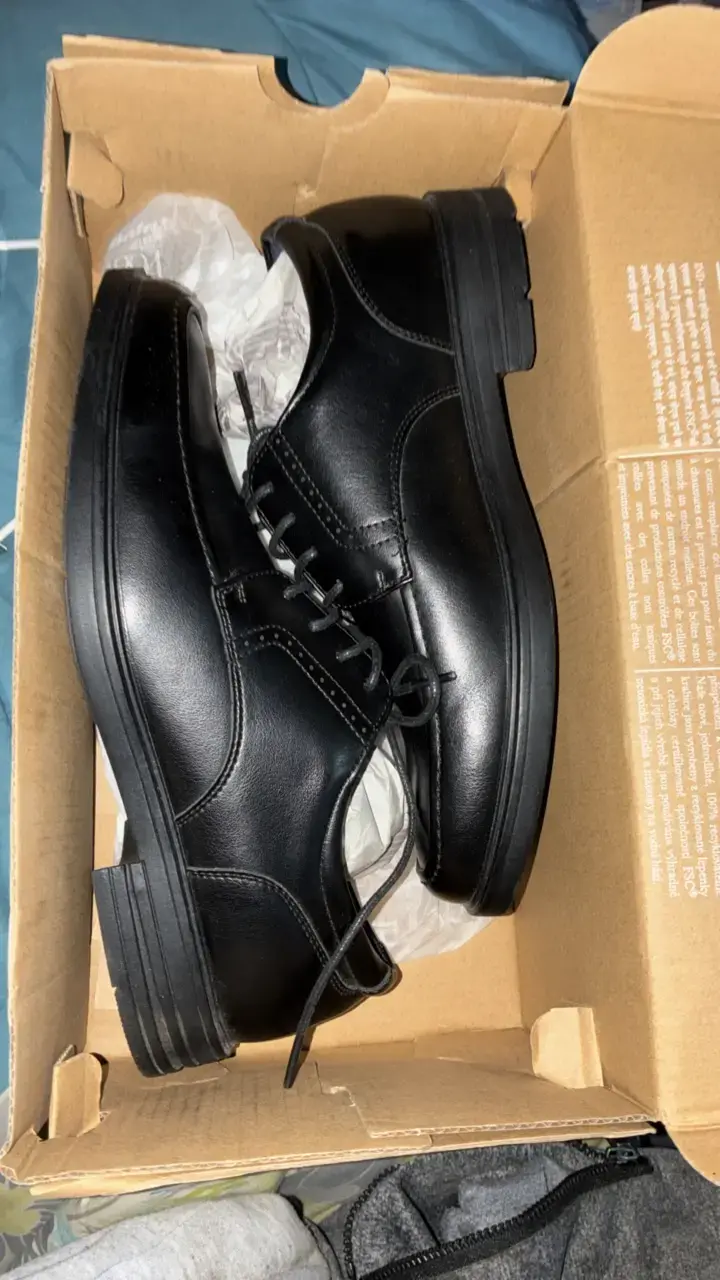Zapatos formales de cuero negro para hombre
