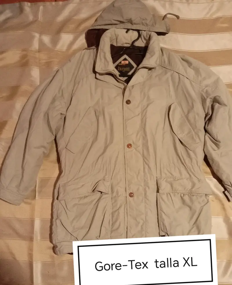 Parka impermeable Bugatti Gore-Tex talla XL