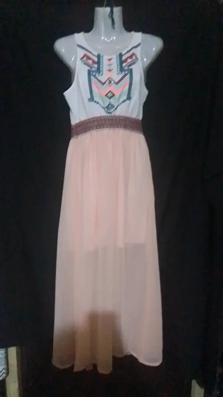 Vestido largo bohemio con bordado étnico - 5