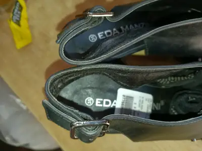 Sandalias de cuero negro con tacón Eda Manzini - miniatura 3