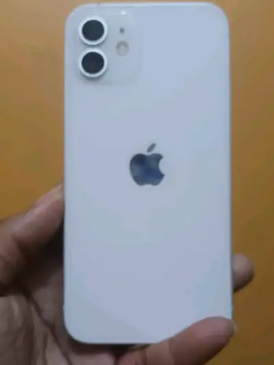 iPhone 12 blanco bloqueado - miniatura 1