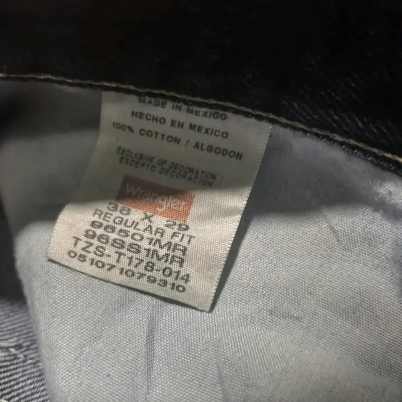 Jeans Wrangler Regular Fit Azul Oscuro - 3