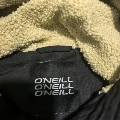 Chaqueta negra con capucha O'Neill - miniatura 2