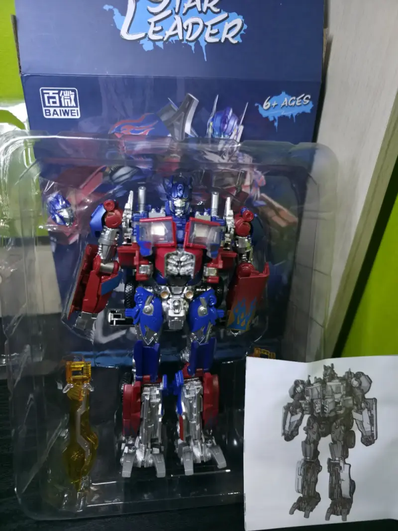 Figura de acción de Optimus Prime y Megatron - 2