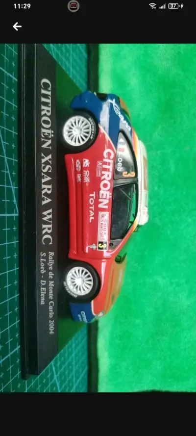 Modelo a escala Citroën Xsara WRC 2004 - miniatura 1