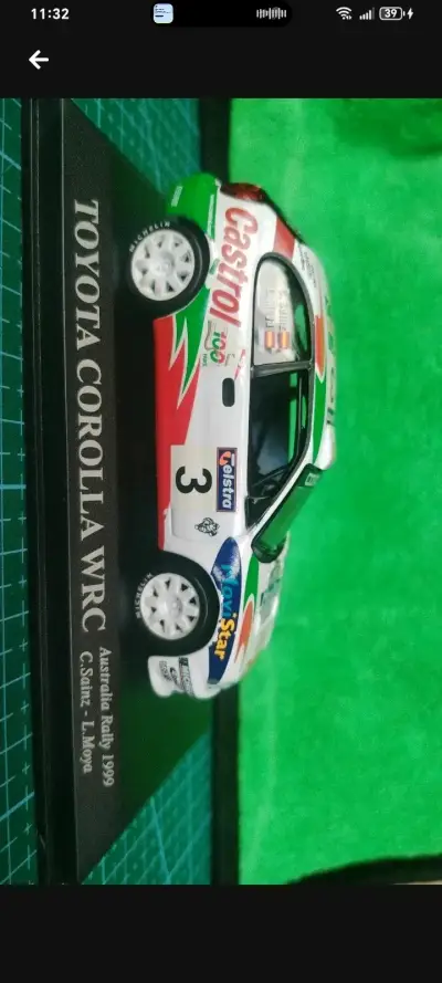 Modelo a escala Toyota Corolla WRC Rally 1999 - miniatura 1