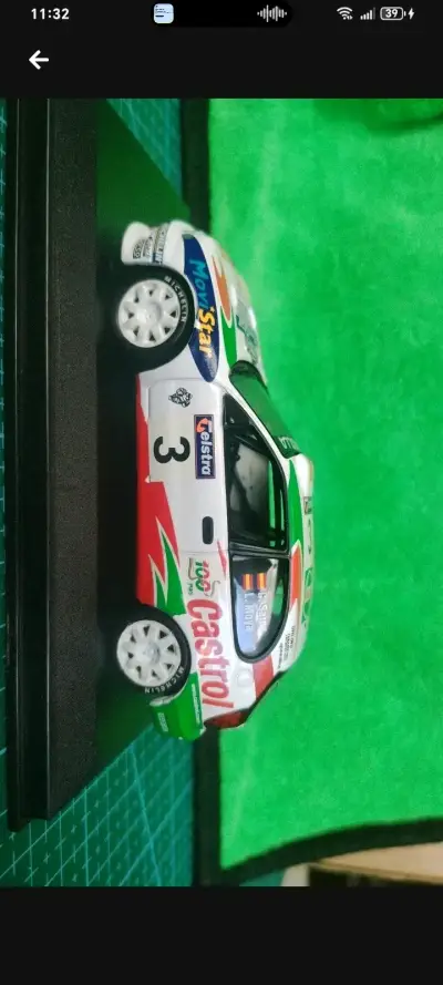 Modelo a escala Toyota Corolla WRC Rally 1999 - miniatura 3
