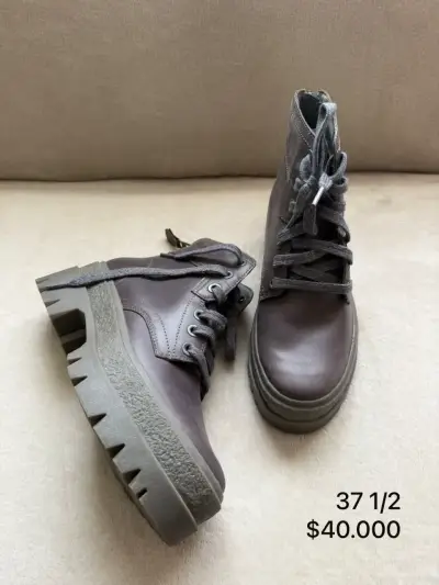 Botas blancas de cuero talla 41 y varios - miniatura 2