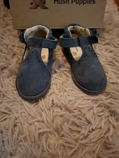 Zapatos de niña Hush Puppies azul con hebilla - miniatura 3