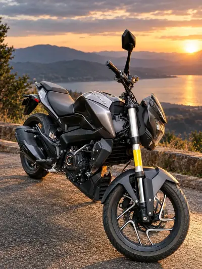 Moto deportiva Bajaj Dominar 400 en excelente estado - miniatura 1