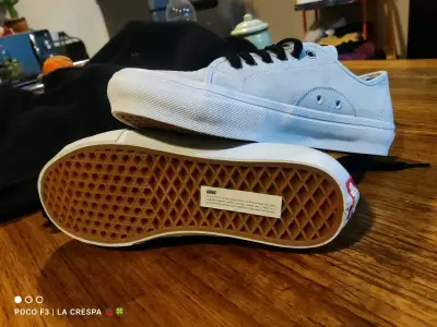 Zapatillas Vans blancas de skate - miniatura 1