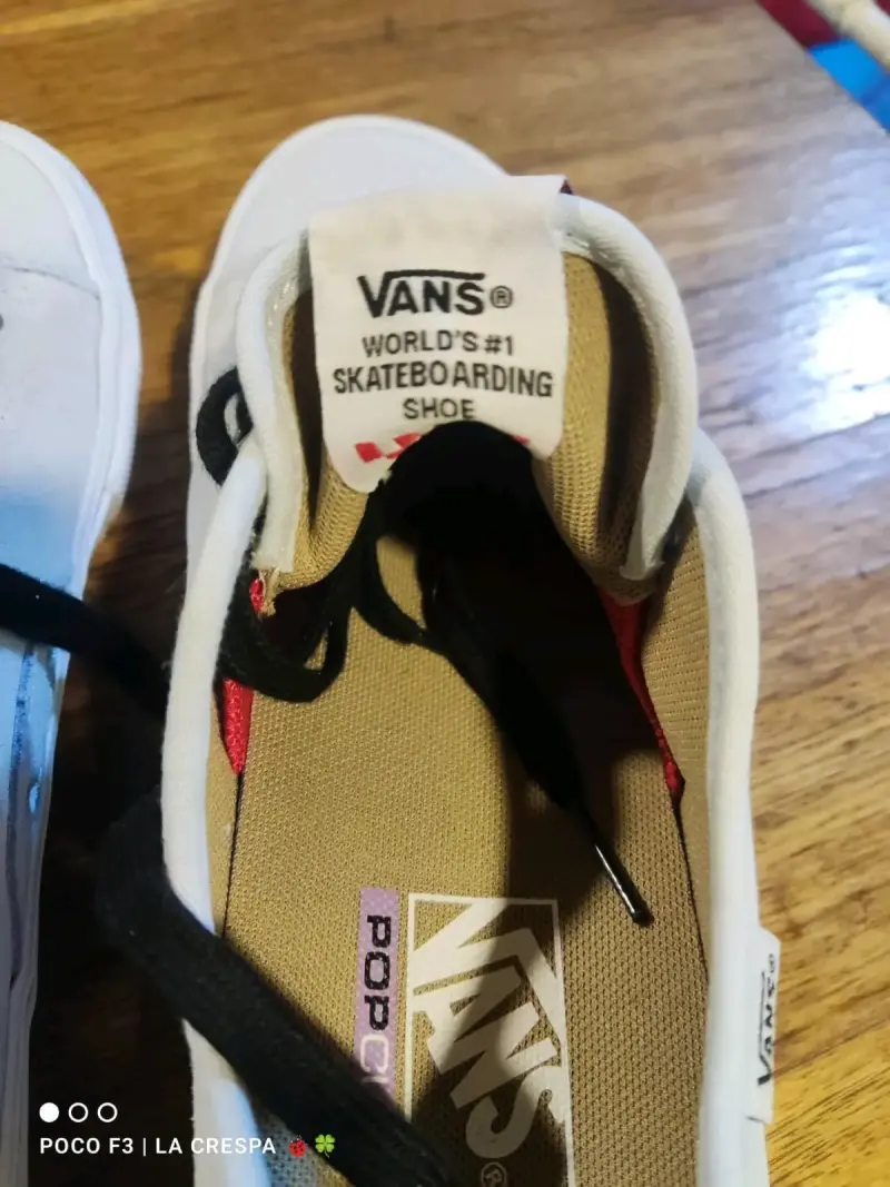 Zapatillas Vans blancas de skate - 4