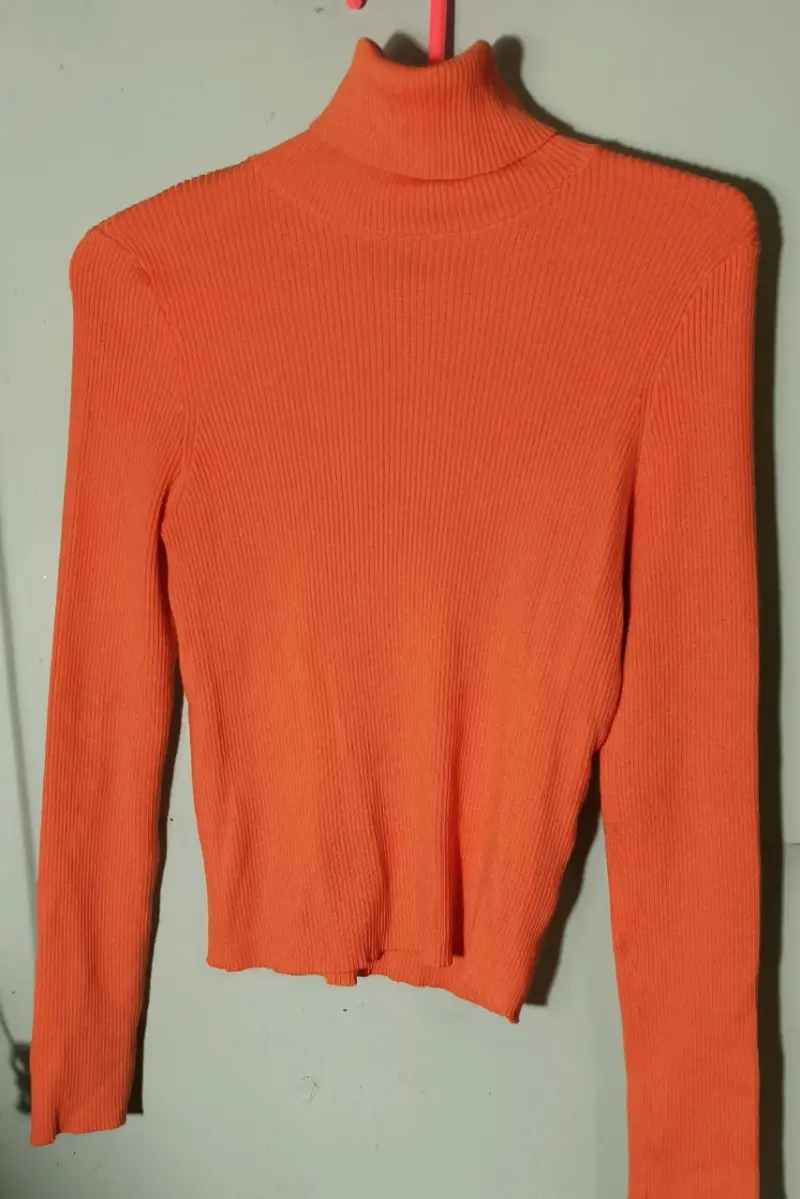 Suéter de cuello alto naranja H&M - 1