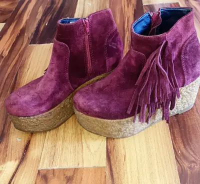 Botines de Cuero Burdeos con Flecos - miniatura 1