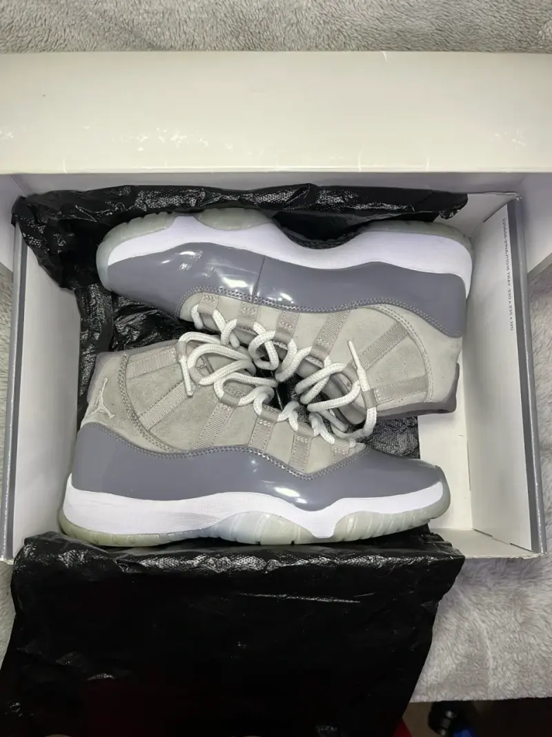 Air Jordan Retro 11 cool grey - 2