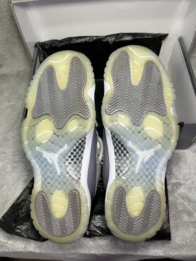 Air Jordan Retro 11 cool grey - miniatura 6