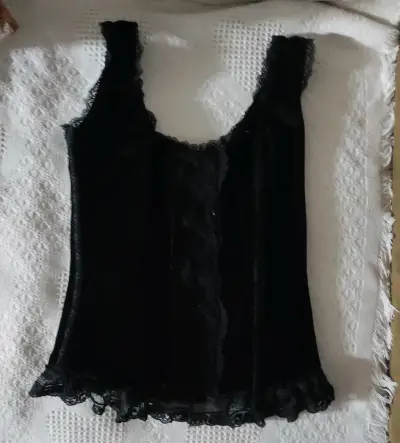 Corset negro de terciopelo - miniatura 1