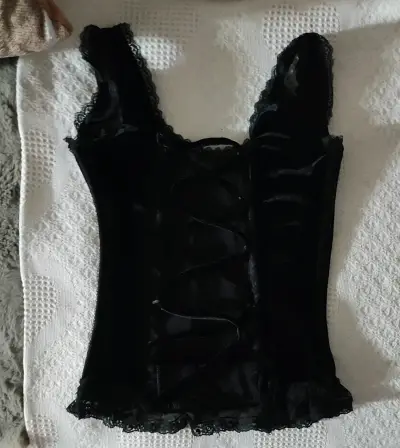Corset negro de terciopelo - miniatura 2