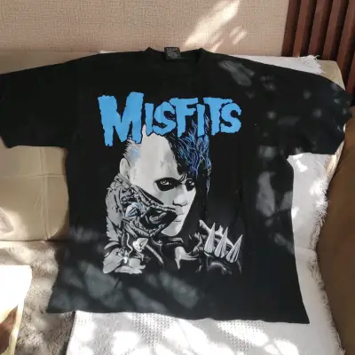 Polera Misfits Negra - miniatura 1