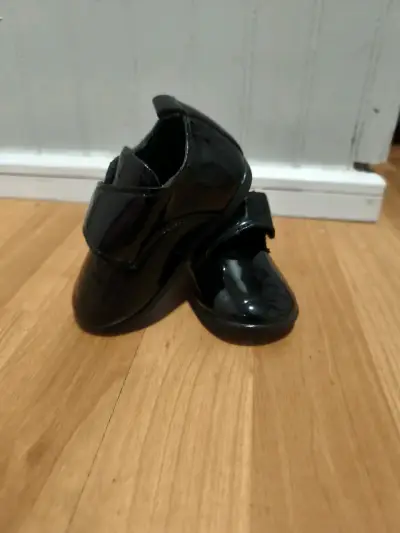 Zapatos de charol negros para niños talla 3 - miniatura 5