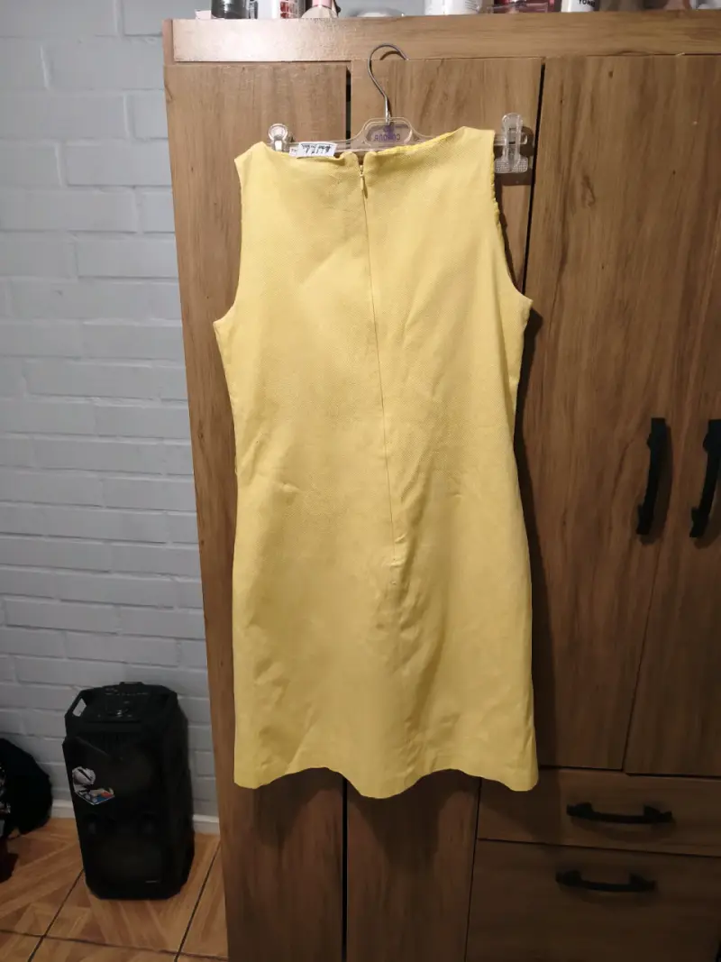 Vestido amarillo sin mangas Michel Bustos talla 44 - 3