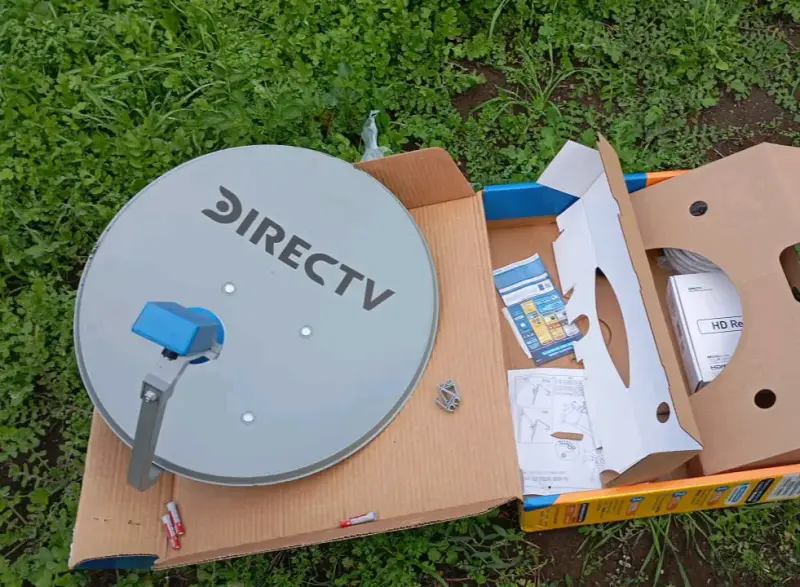 Antena parabólica DirecTV con instalación y reparación - 3
