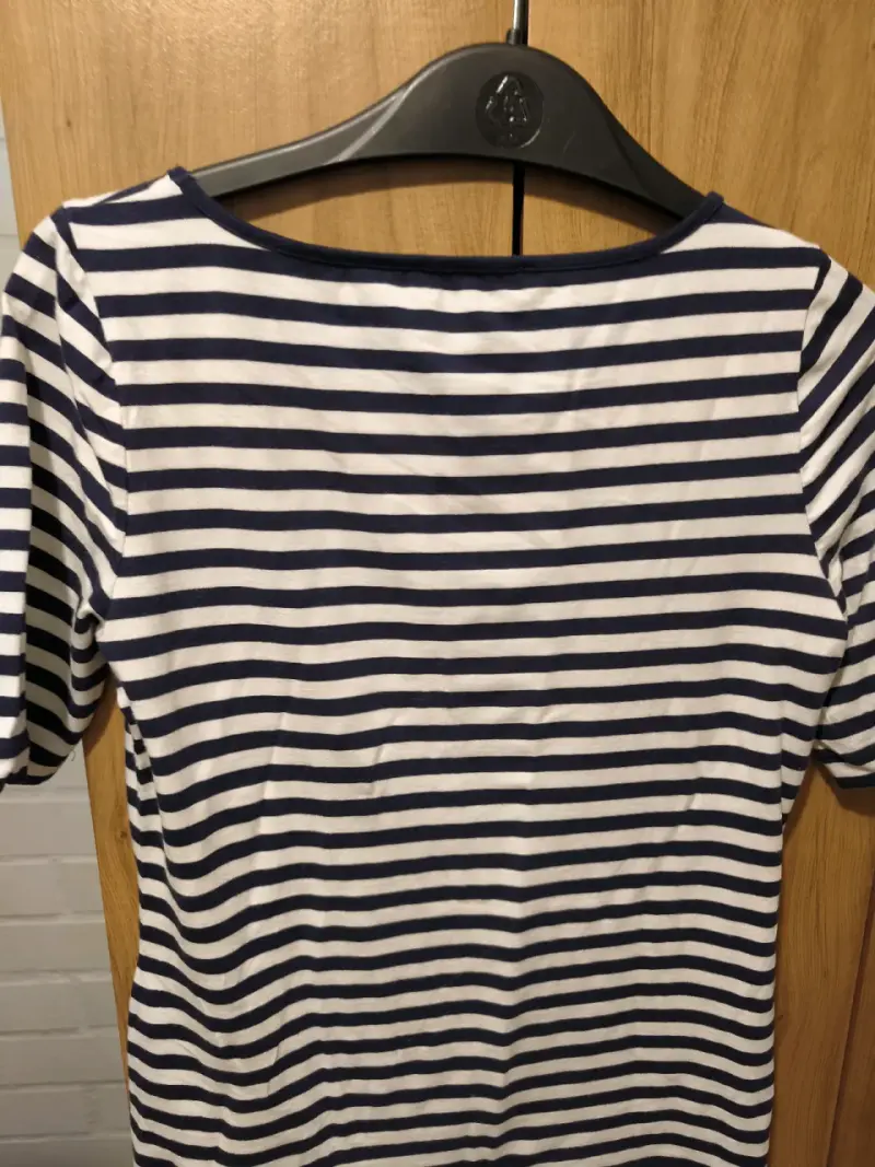 Polera de rayas azul y blanco para mujer