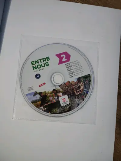 Libro de francés Entre Nous 2 con CD - miniatura 3