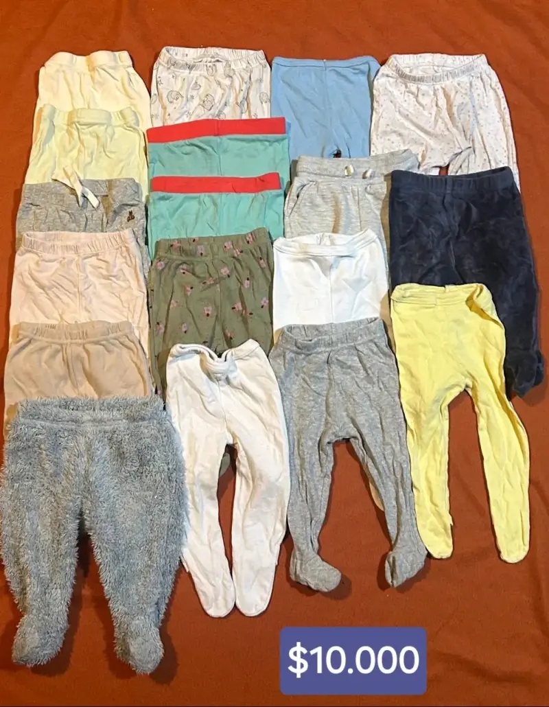 Lote de pantalones para bebé en varios colores