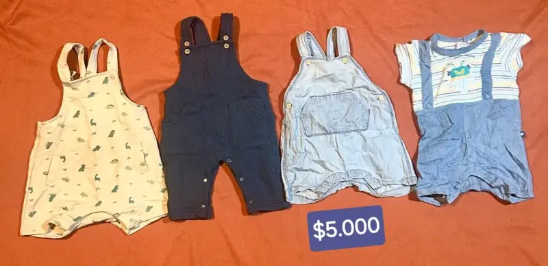 Lote de enteritos para bebé en varios colores