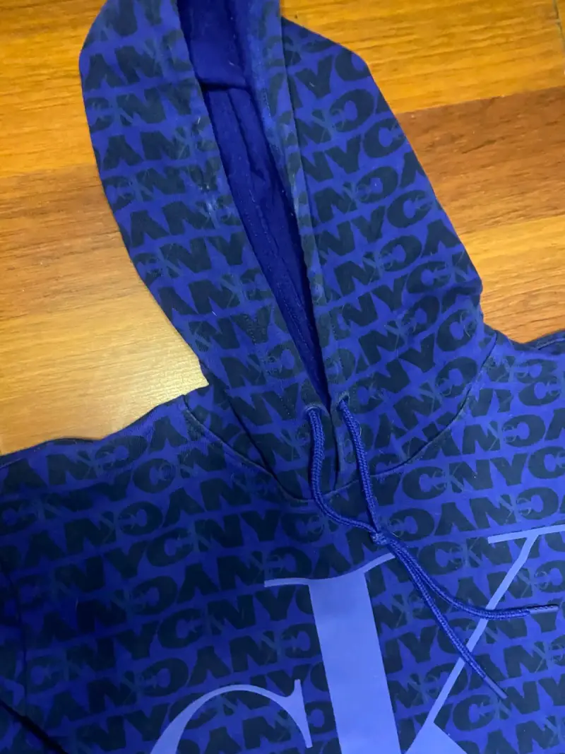 Polerón Calvin Klein azul Talla XL usado - 2