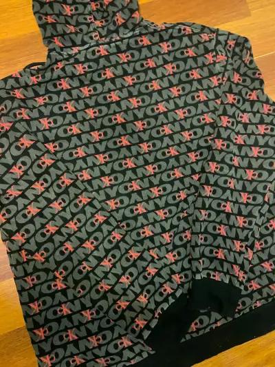 Polerón Calvin Klein talla XL usado en buen estado - miniatura 2